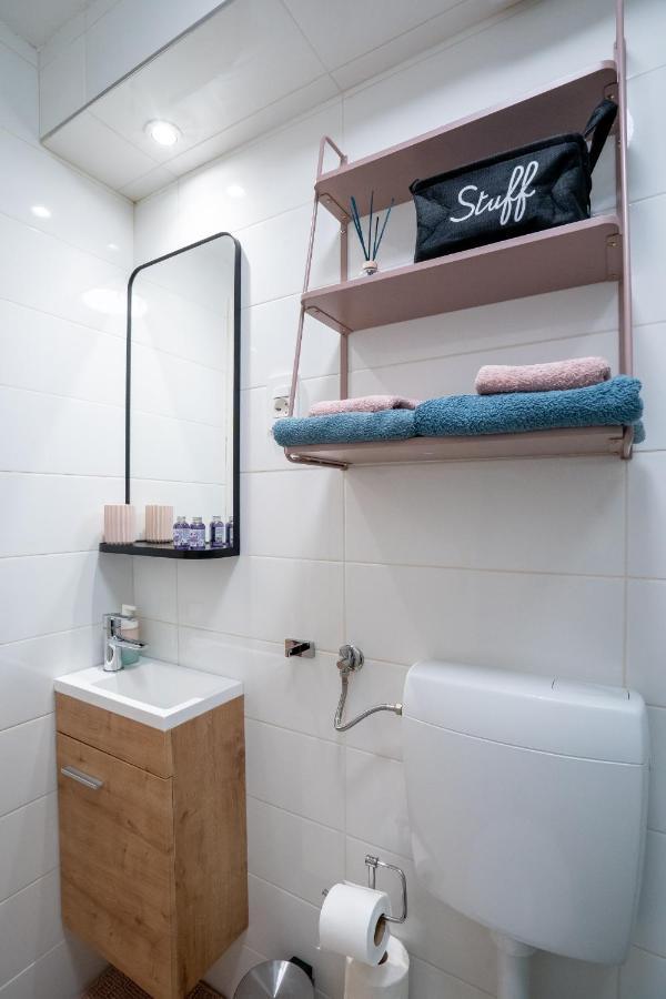 Vincent Studio Apartment Rijeka Buitenkant foto